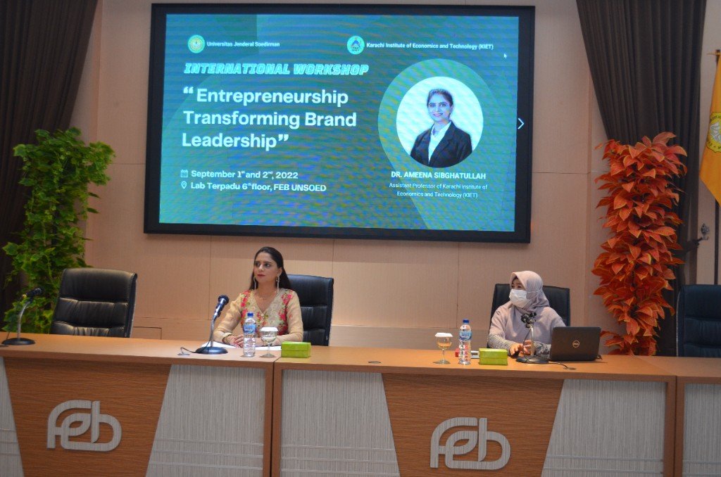 UNSOED international workshop stage with Dr. Amena Sibghatullah and FEB branding